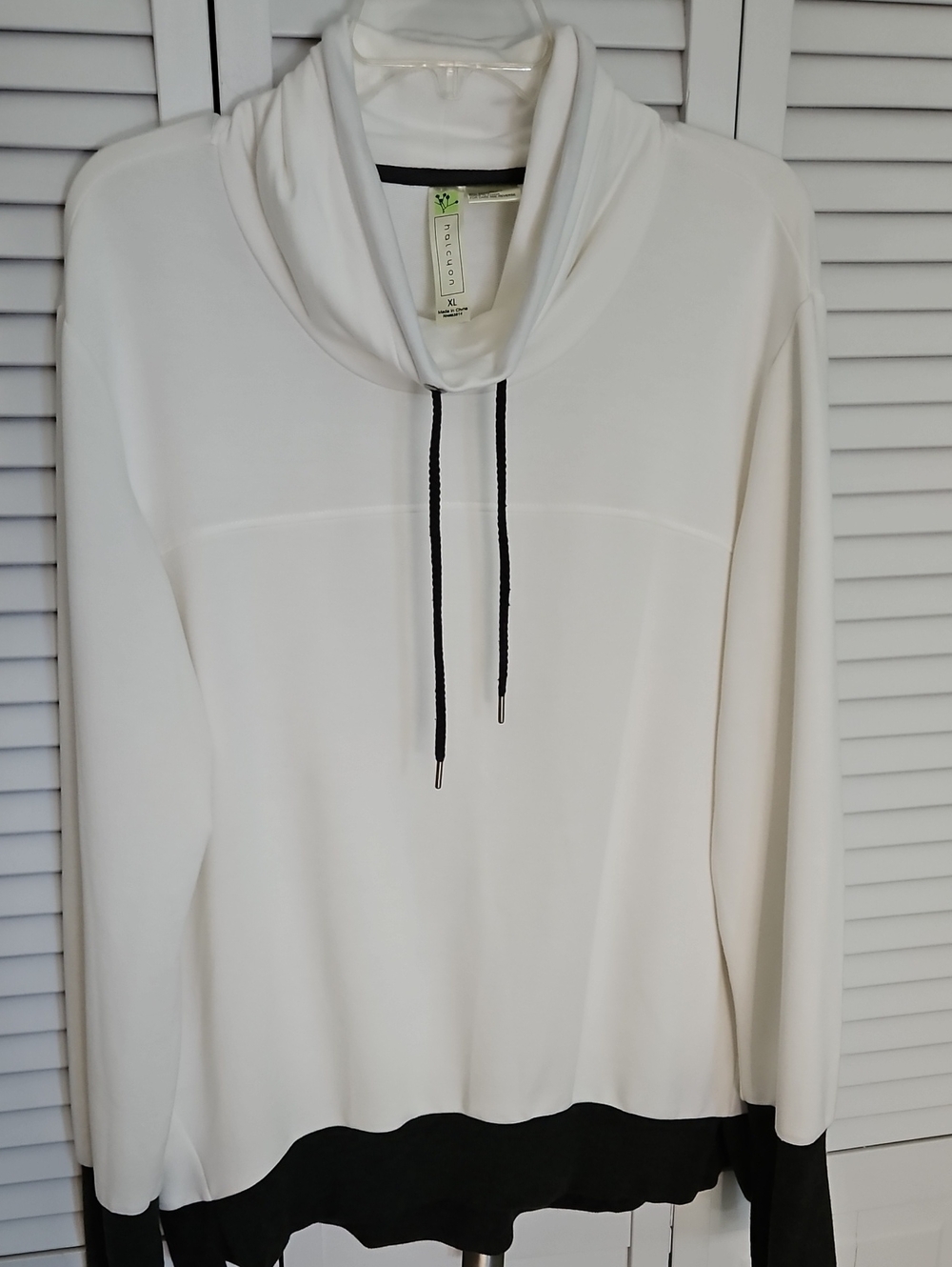 NWOT HALCYON CREAM COWL NECK PULLOVER SZ XL